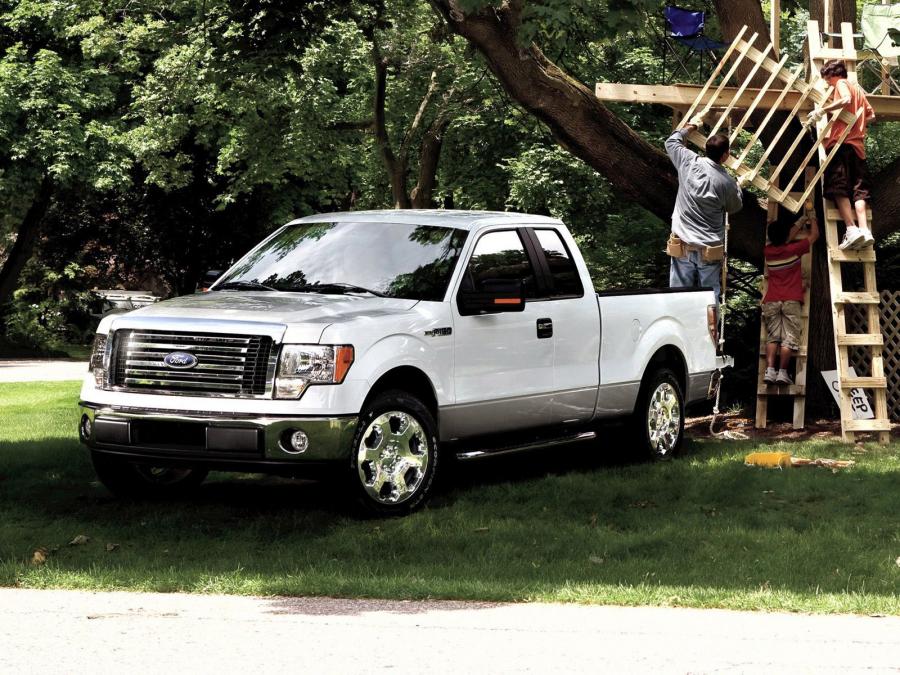  Ford F-150 XLT 2011 года  (фото 1 из 2)